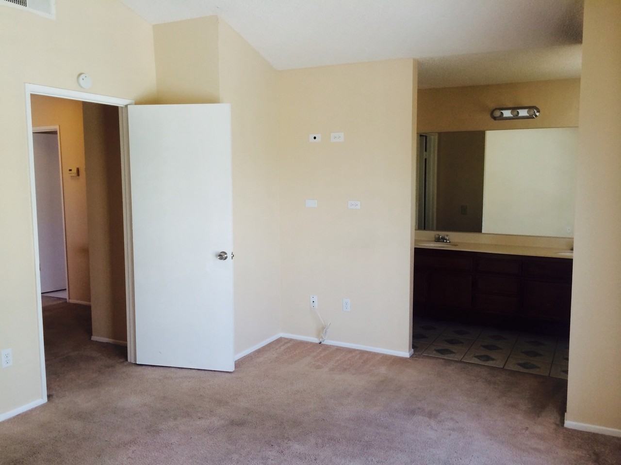 12040 Ocotillo Dr - Photo 2 of 9