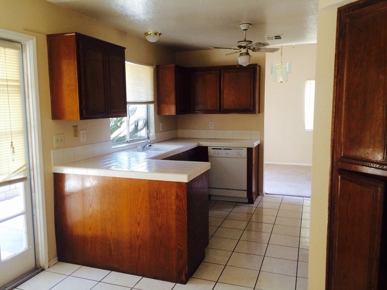 12040 Ocotillo Dr - Photo 5 of 9