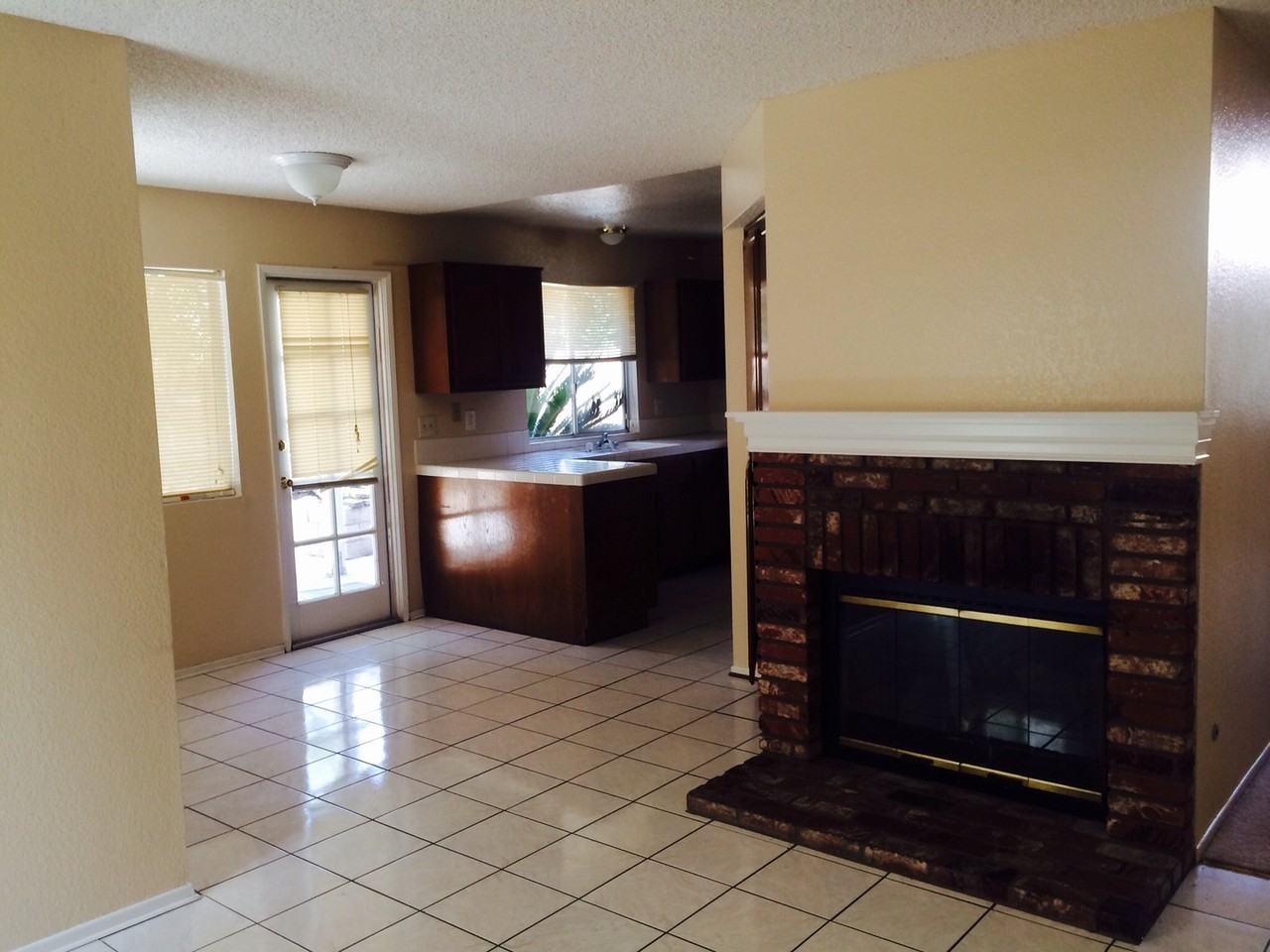 12040 Ocotillo Dr - Photo 6 of 9