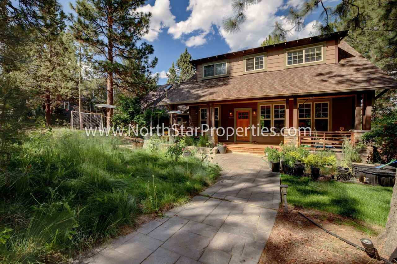 1630 Nw Albany Ave - Photo 3 of 29