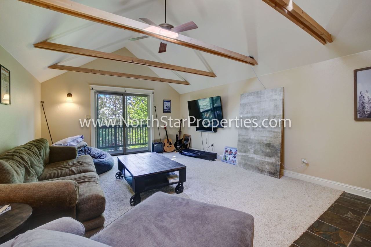 1630 Nw Albany Ave - Photo 5 of 29