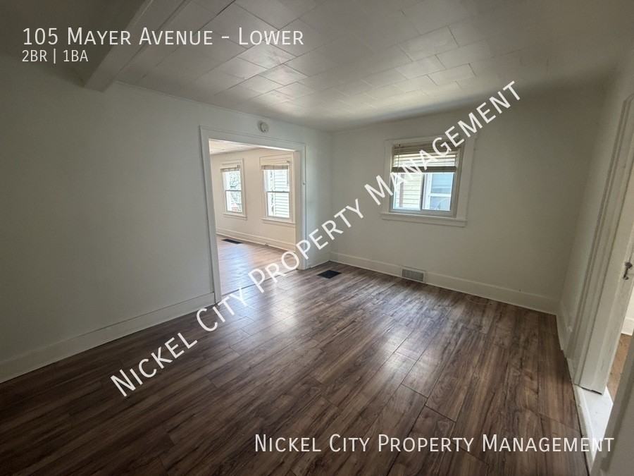 105 Mayer Ave - Photo 2 of 8