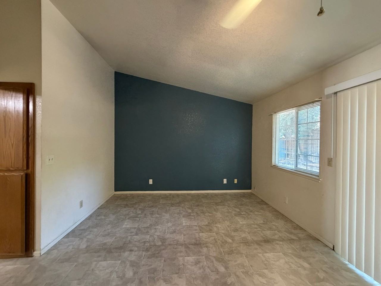 8608 Zircon Crest Ct - Photo 6 of 21
