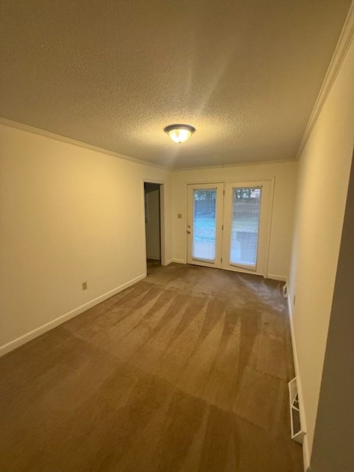 629 Mountain Rd #B - Photo 5 of 7