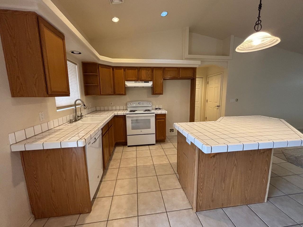 3001 Indian Land Dr - Photo 5 of 15
