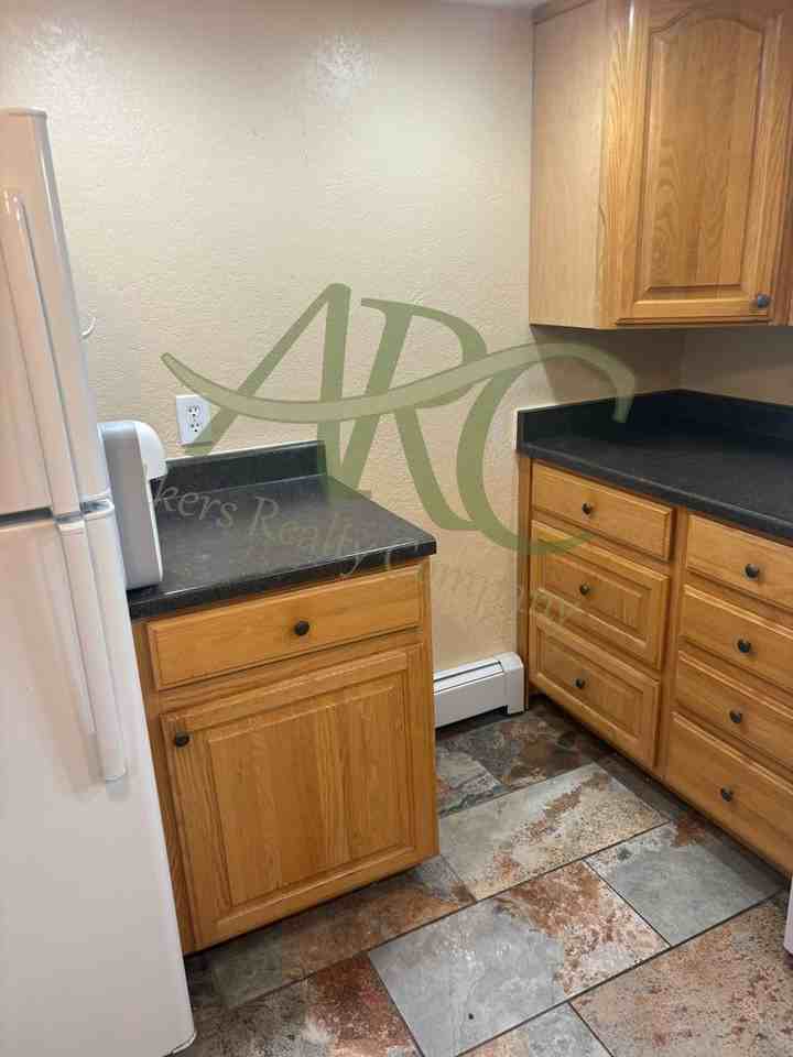 123 Van Buren St - Photo 6 of 16