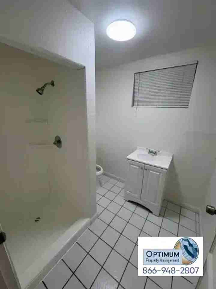 15755 Cottonwood St - Photo 6 of 17