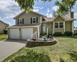featured image of 420 Se Onyx Dr
