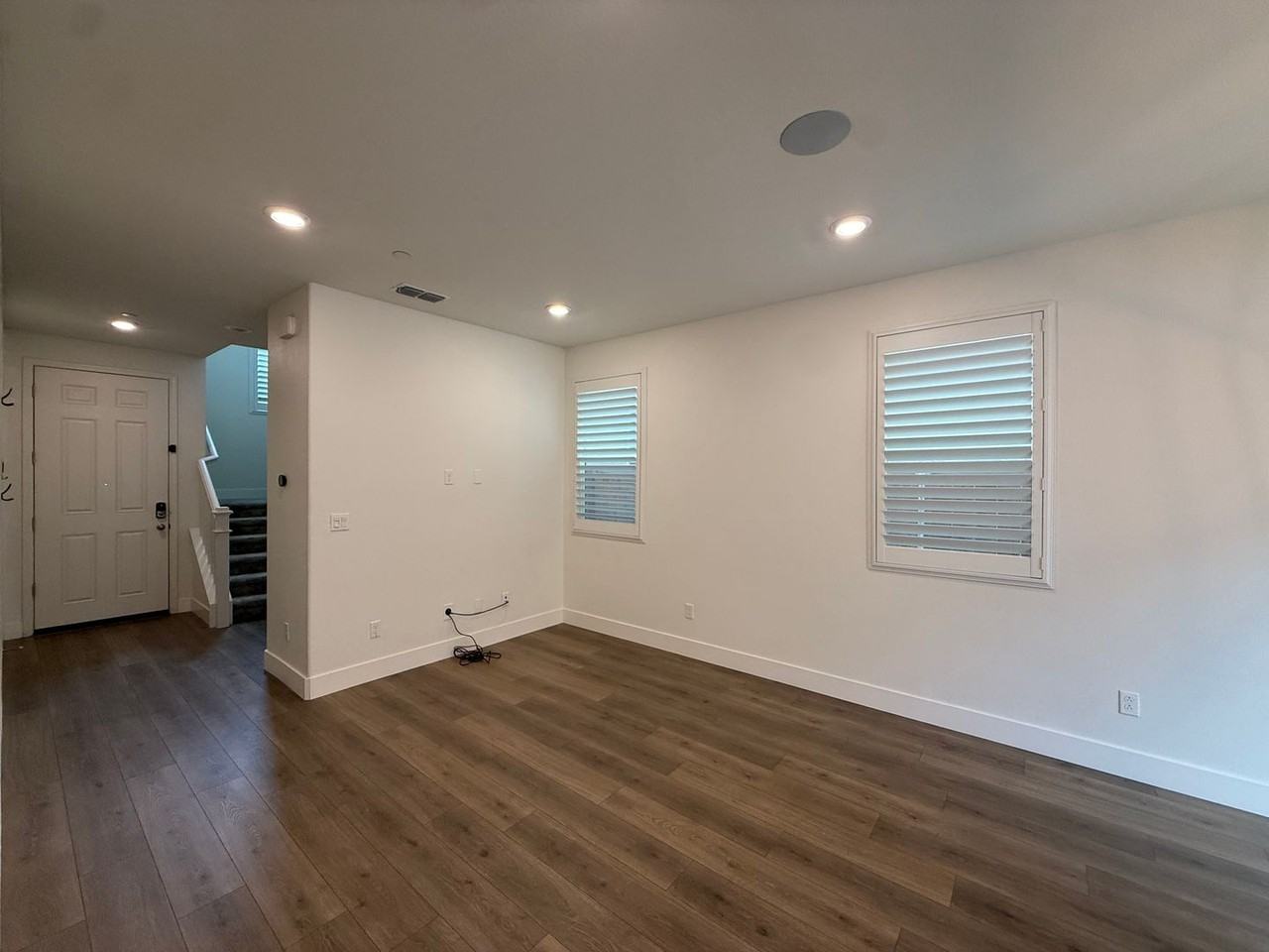 9941 Del Surf Ln - Photo 2 of 17