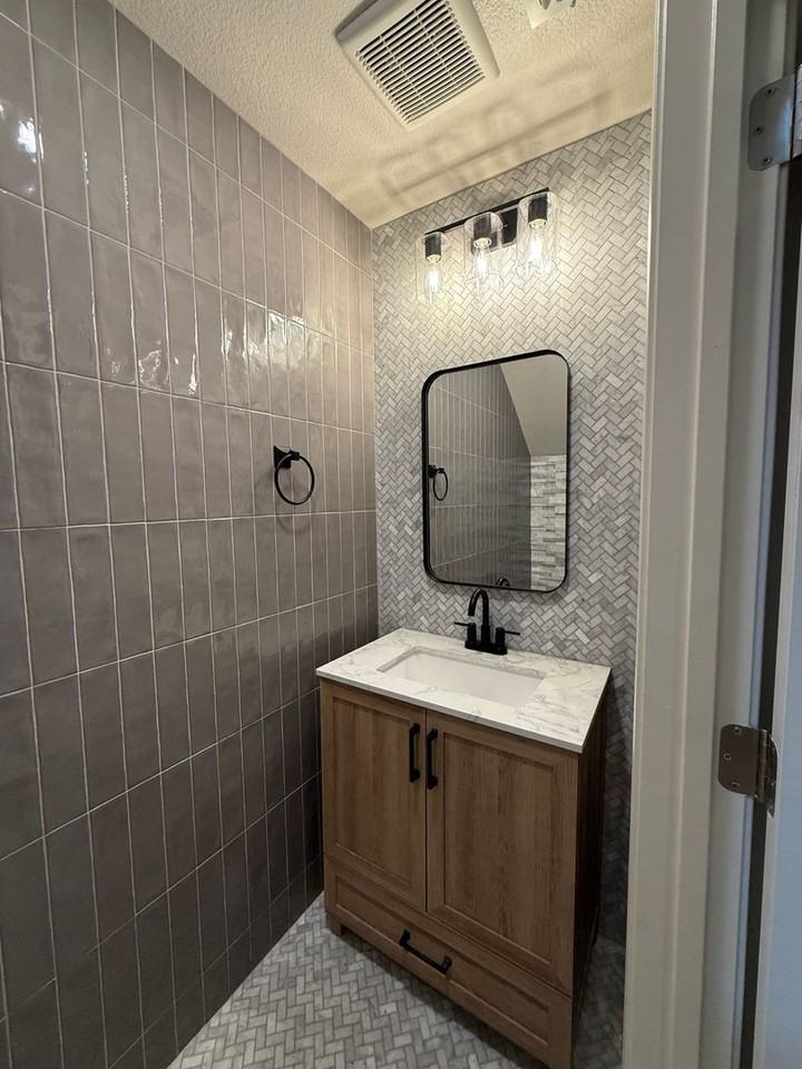 9941 Del Surf Ln - Photo 5 of 17