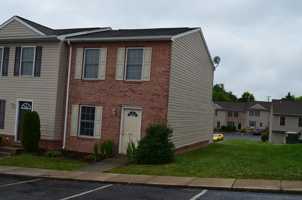 featured image of 171 Sandy Ln