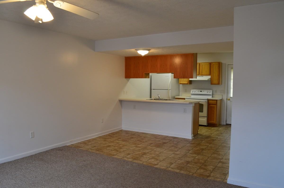 171 Sandy Ln - Photo 3 of 9