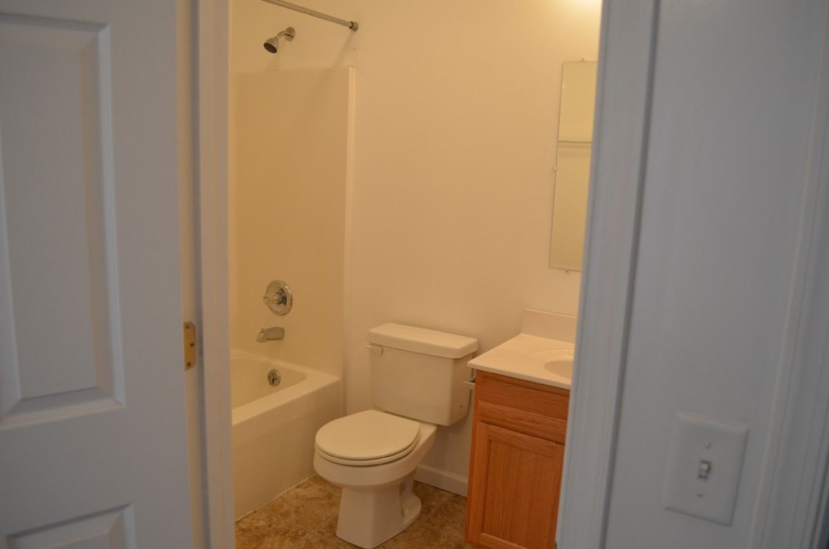171 Sandy Ln - Photo 6 of 9