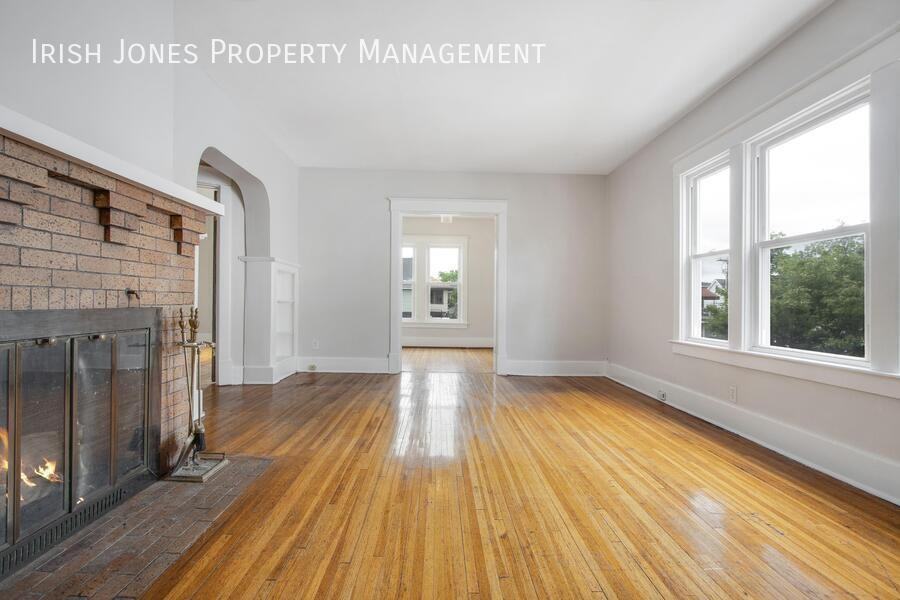 514 Tacoma Ave #2 - Photo 4 of 15