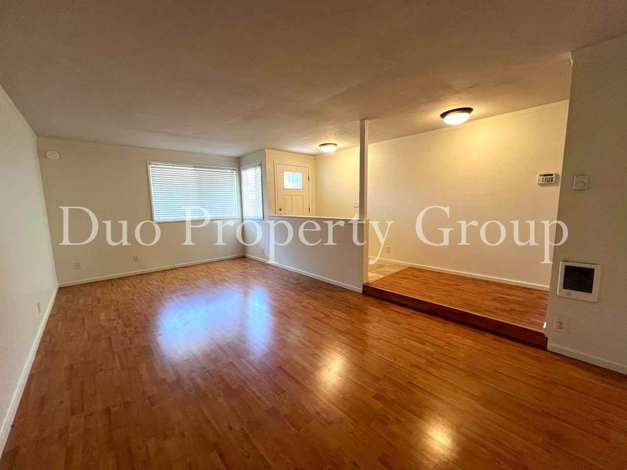 2035 Harvard Dr - Photo 4 of 34