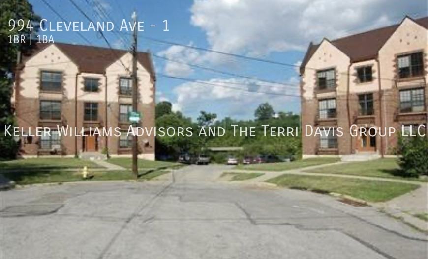 994 Cleveland Ave #1 - Photo 3 of 11