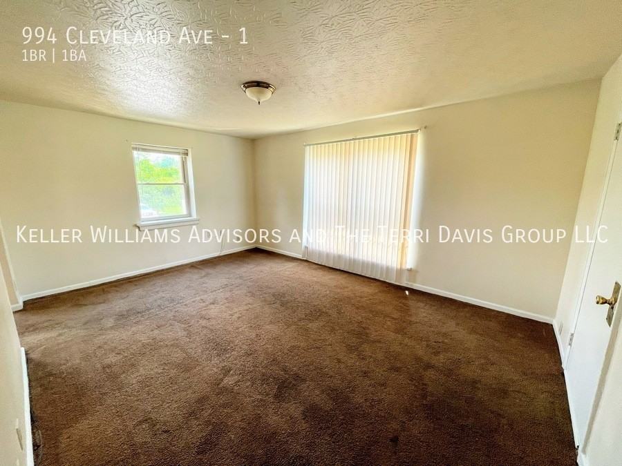 994 Cleveland Ave #1 - Photo 5 of 11