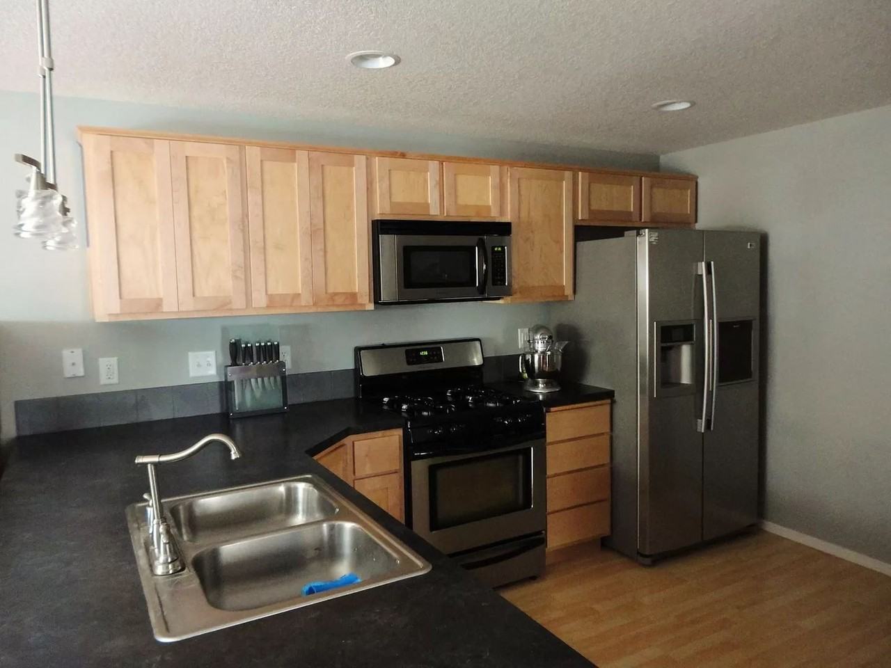 2715 Ne 125th Ct - Photo 5 of 9