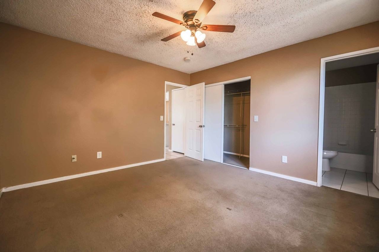 4465 Halbert Ave - Photo 2 of 16
