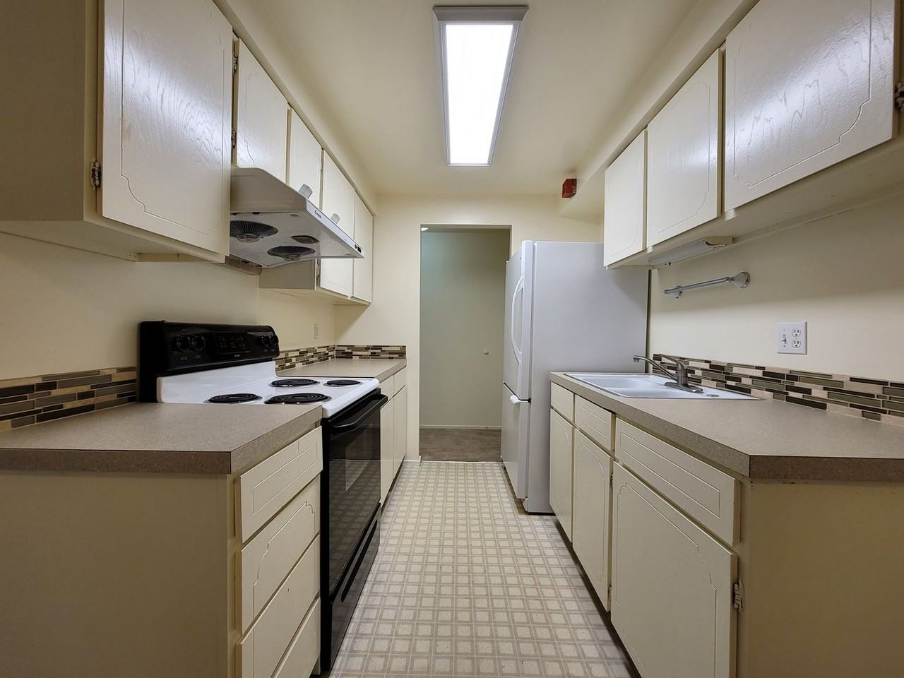 11206 Ne 68th St #228 - Photo 4 of 16
