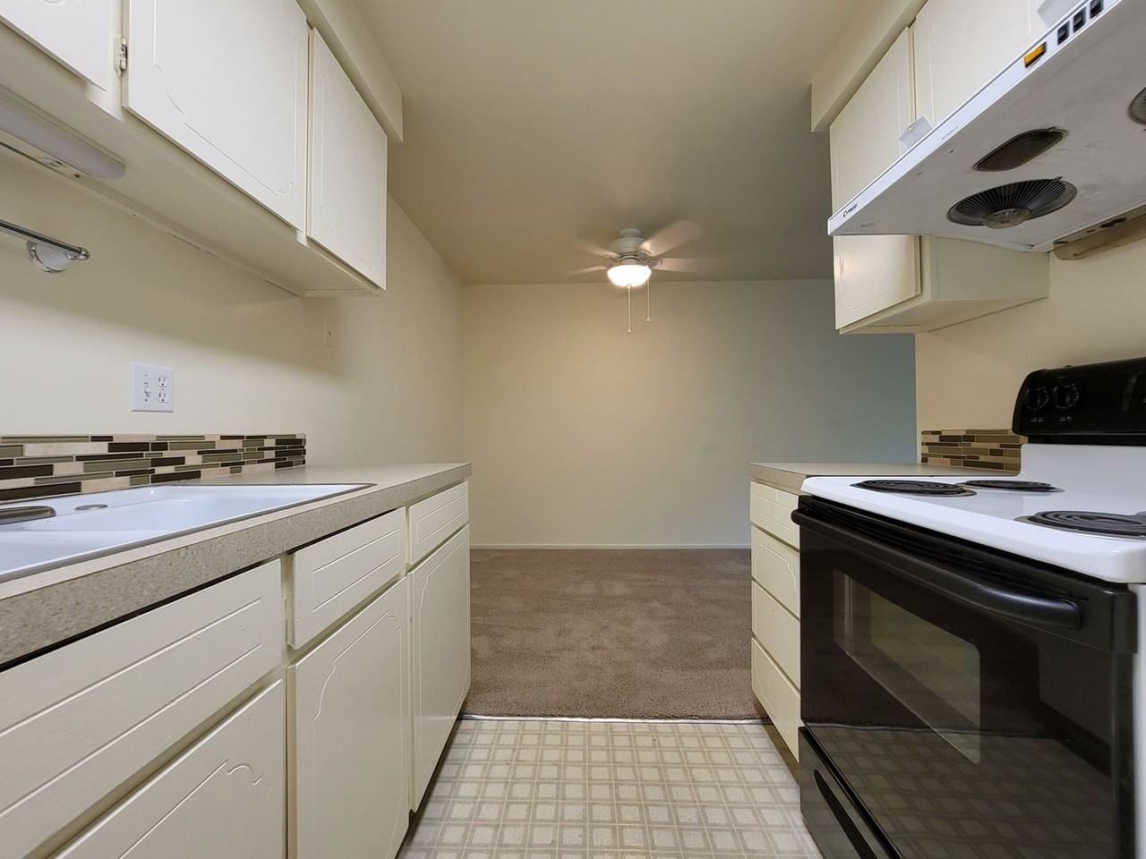 11206 Ne 68th St #228 - Photo 7 of 16