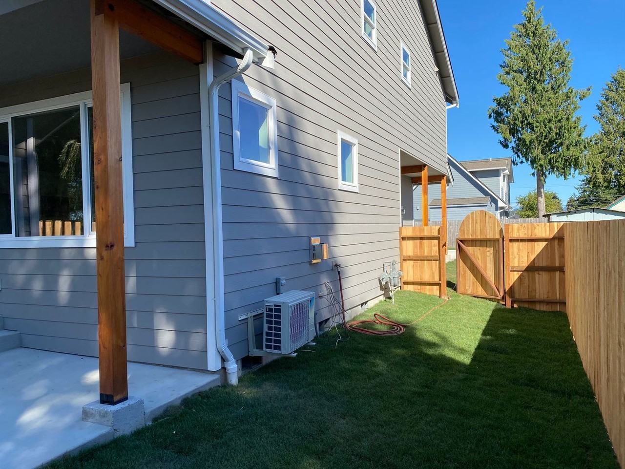 342 N Central St - Photo 2 of 16