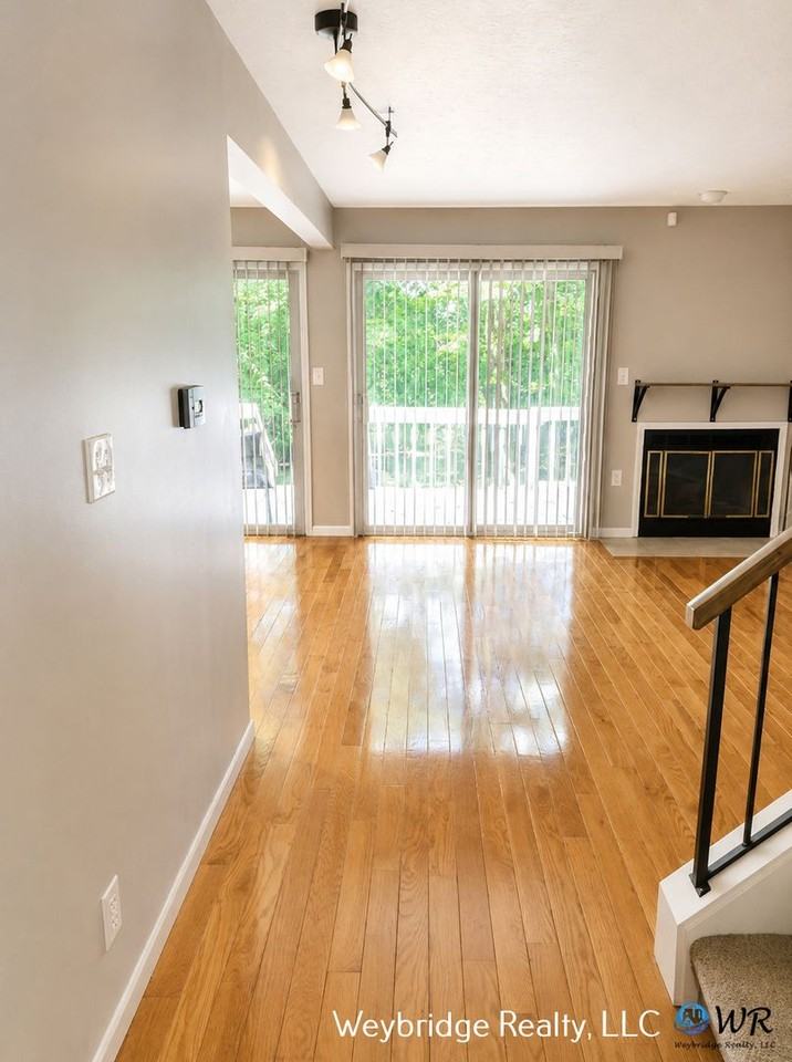 9821 Timbers Dr - Photo 7 of 20