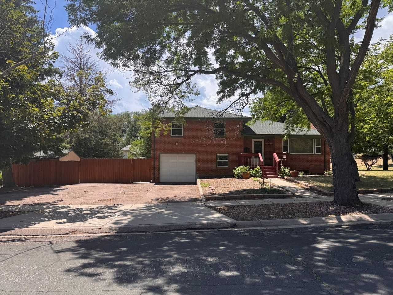 3131 W Platte Ave - Photo 2 of 35