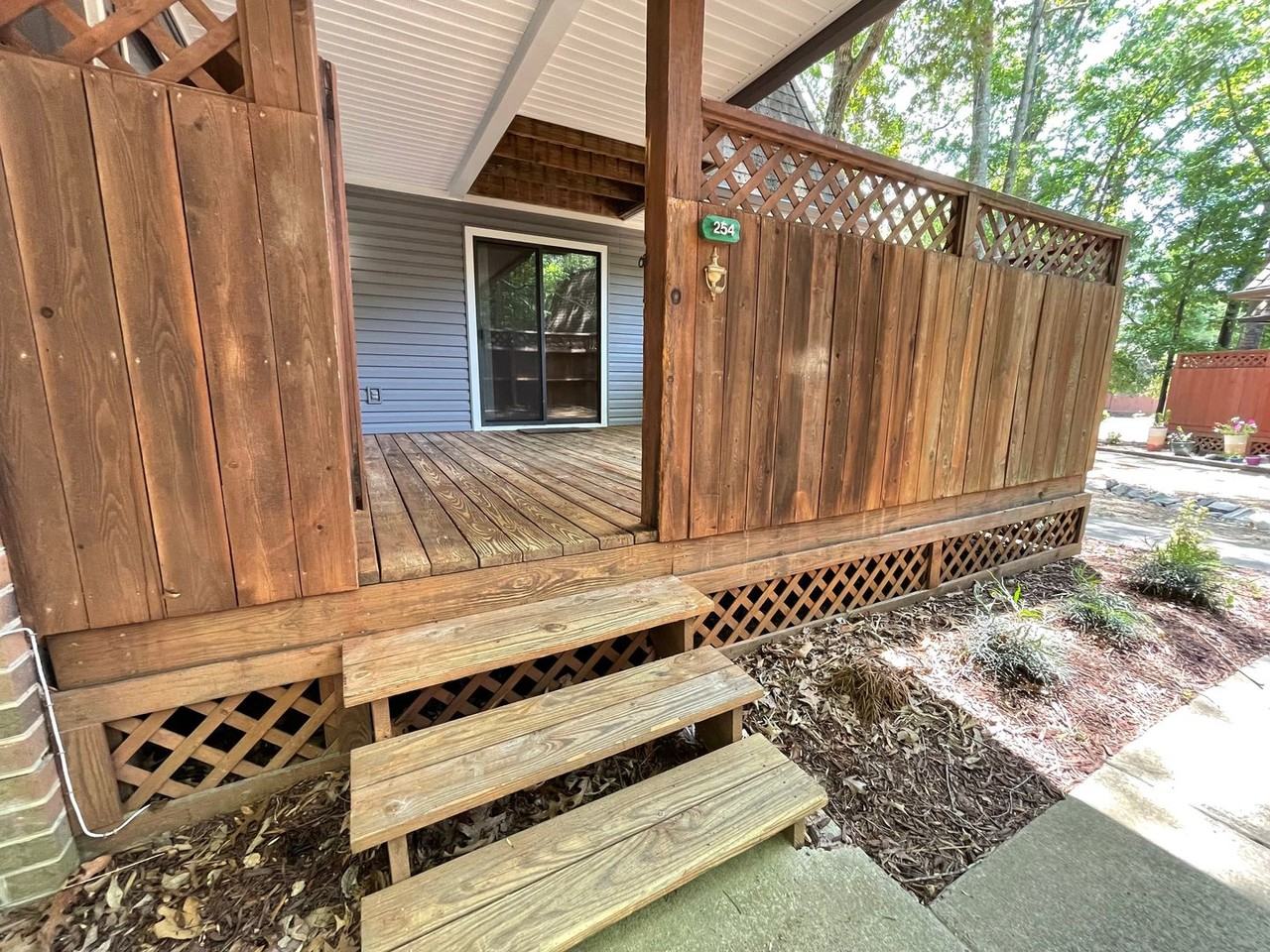 254 Brookberry Cir - Photo 2 of 48