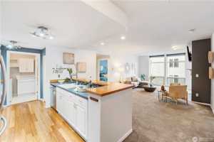 featured image of 3221 Sw Avalon Way #413