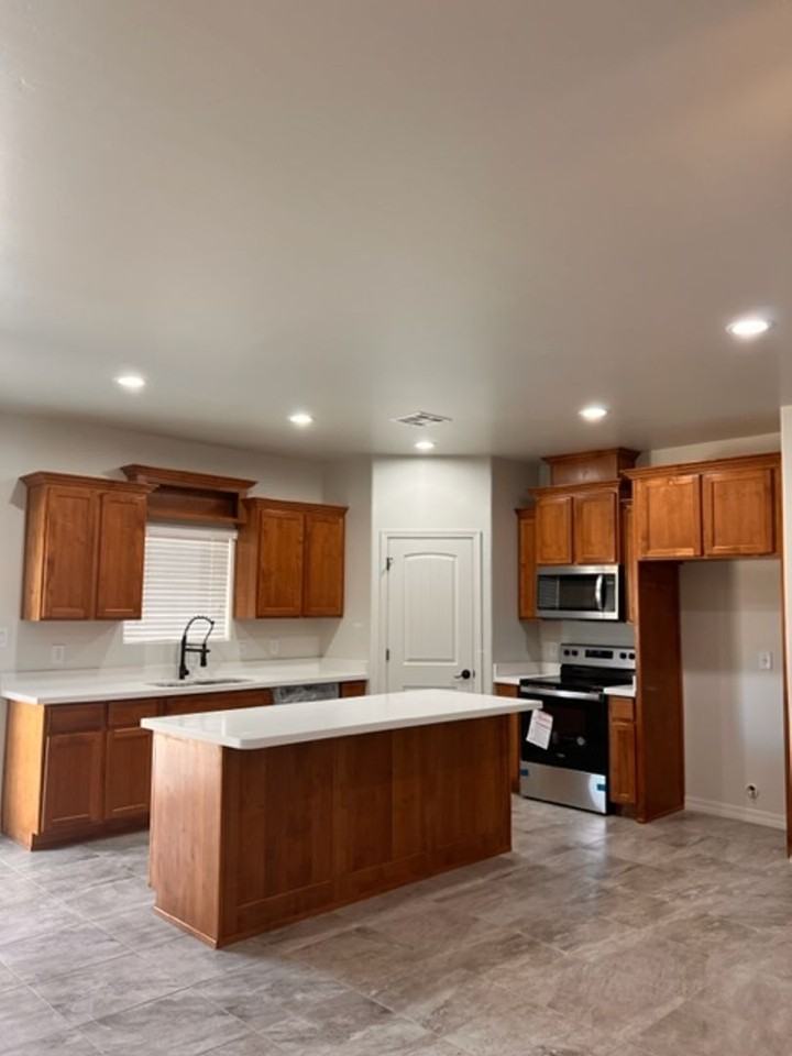 13235 S Renee Ave - Photo 3 of 19