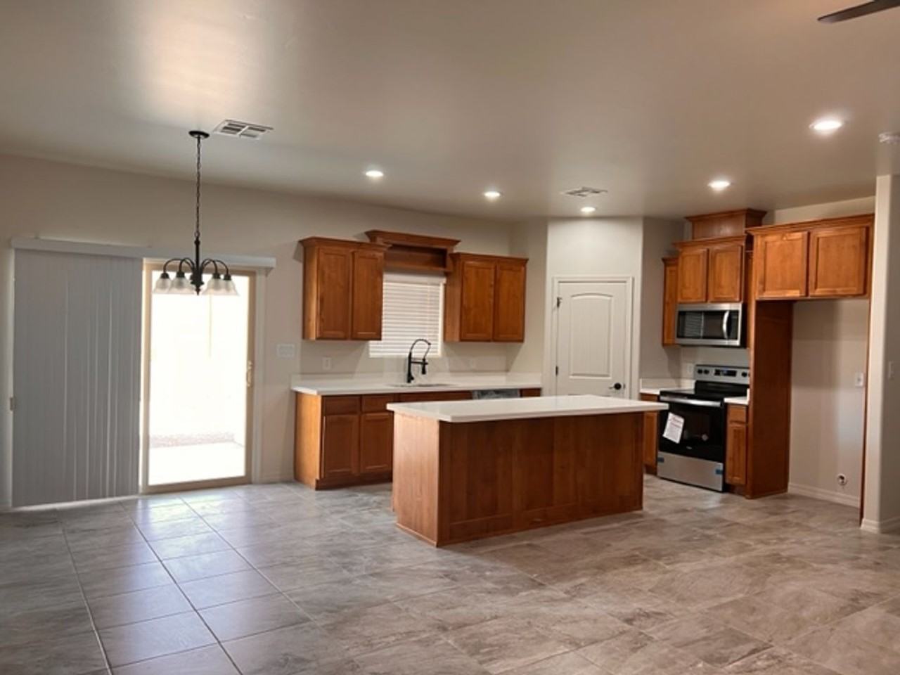 13235 S Renee Ave - Photo 4 of 19