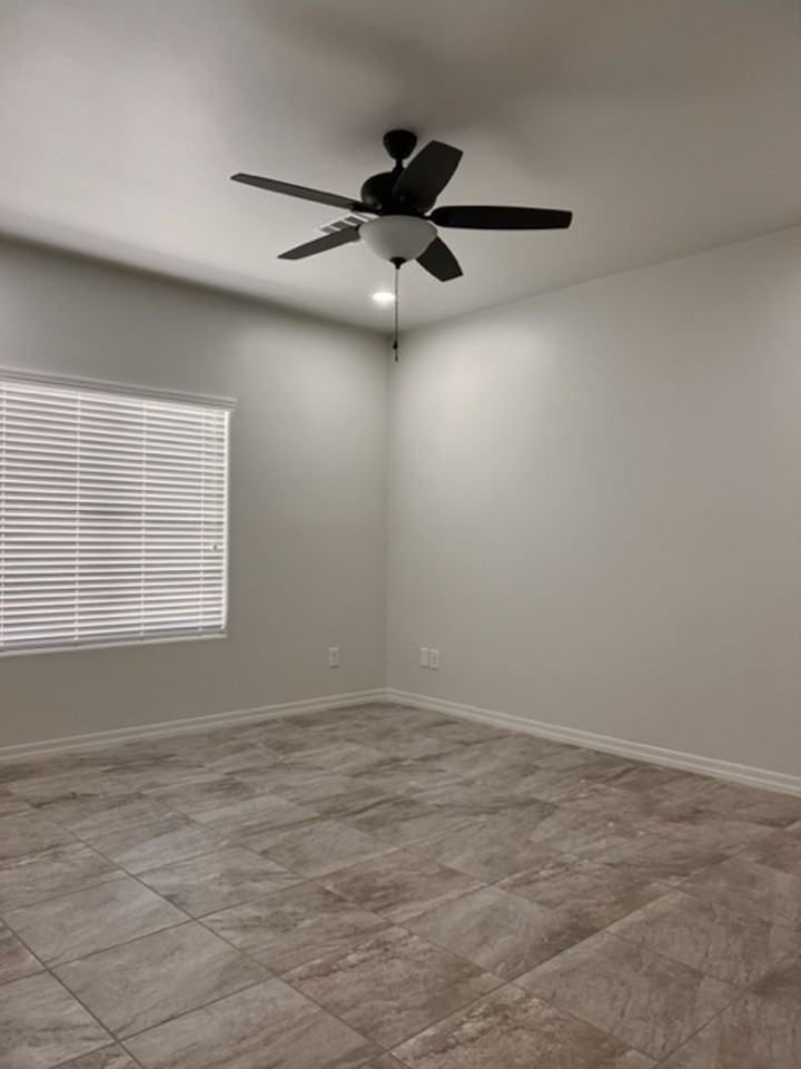 13235 S Renee Ave - Photo 7 of 17