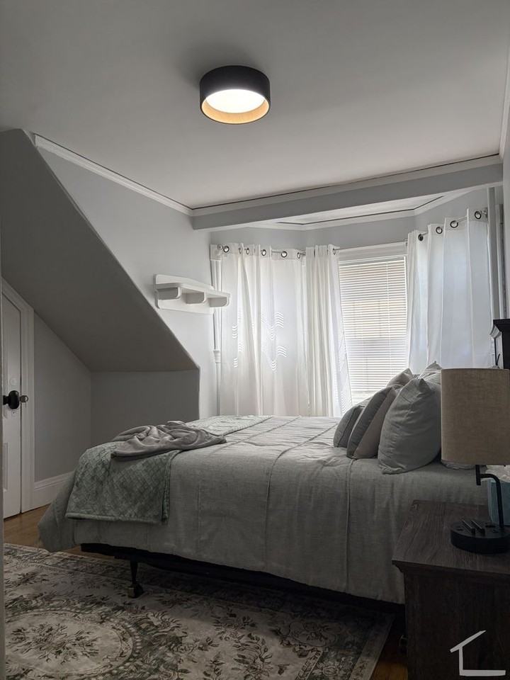 92 Mount Auburn St - Photo 6 of 14