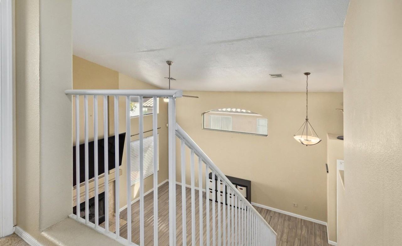 6916 W Tina Ln - Photo 6 of 27