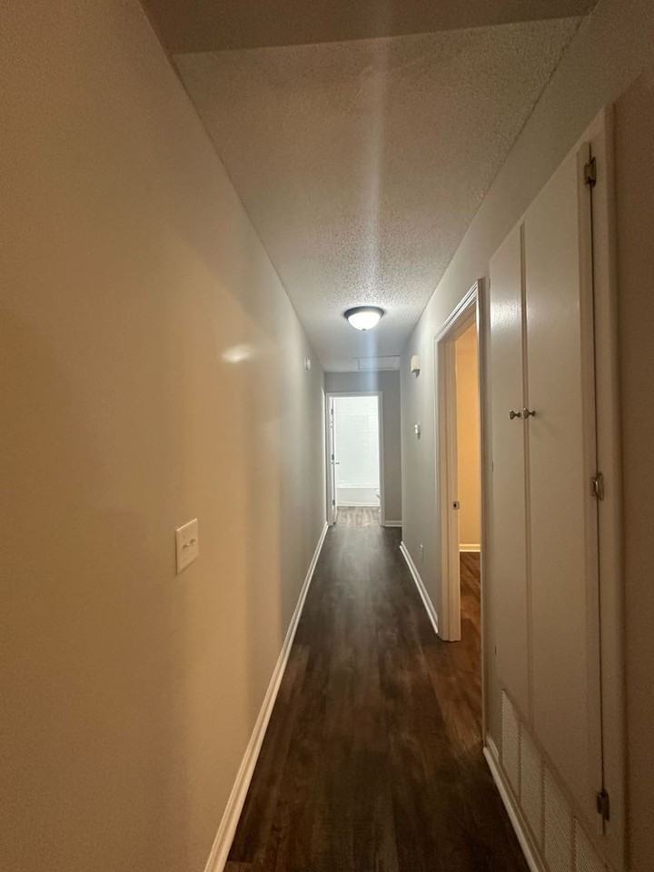 113 Cedar Ct - Photo 5 of 12