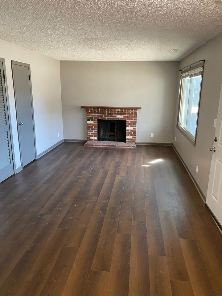 1833 Knox - Photo 5 of 12