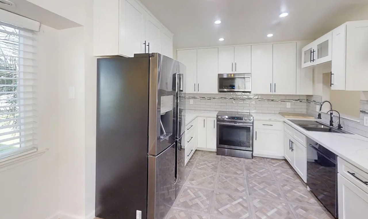 6314 N Barcus Ave - Photo 6 of 40