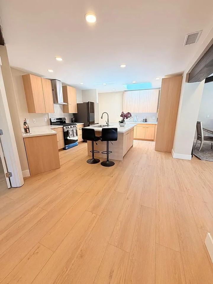 1565 Nautilus St. - Photo 3 of 30