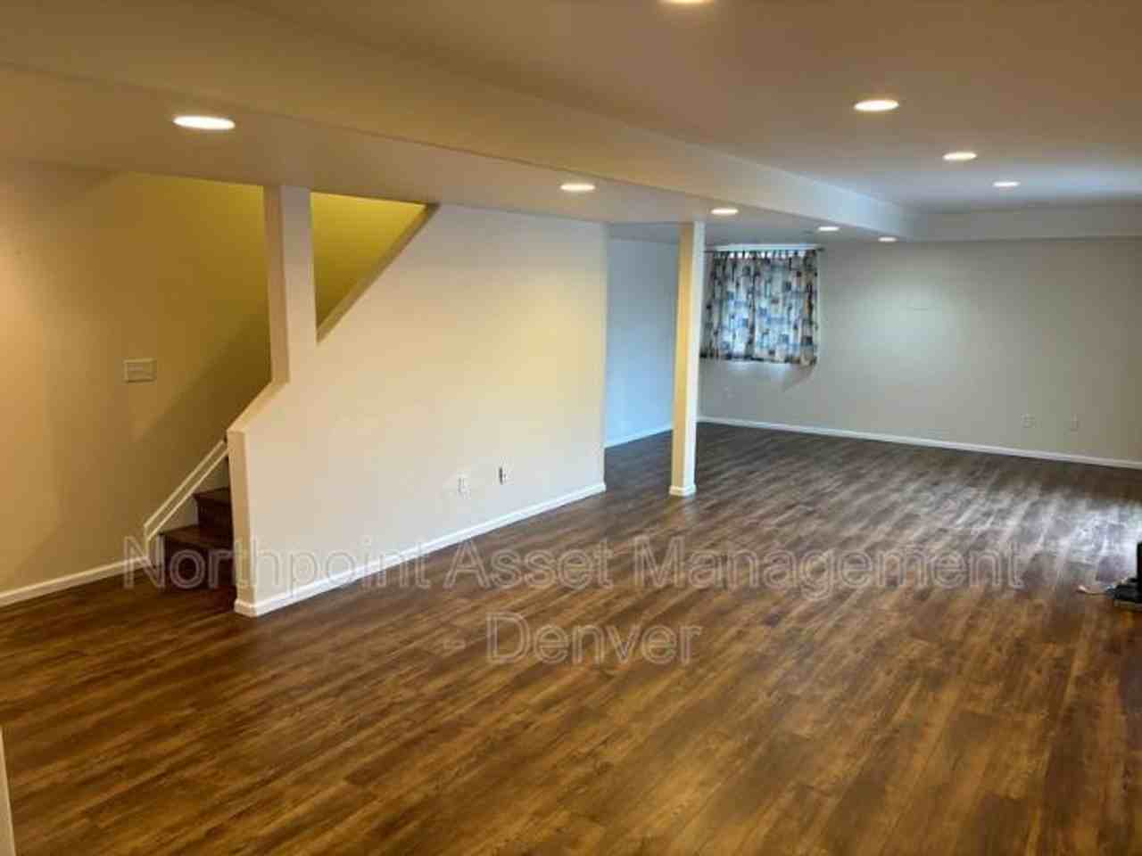 9534 High Cliffe St - Photo 3 of 26