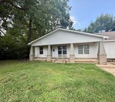 featured image of 1215 Haltom St