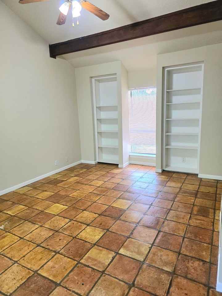 2814 Stewart Dr - Photo 6 of 13