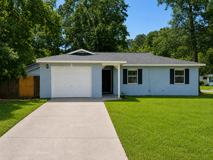 140 Royal Cir - Photo 1 of 1