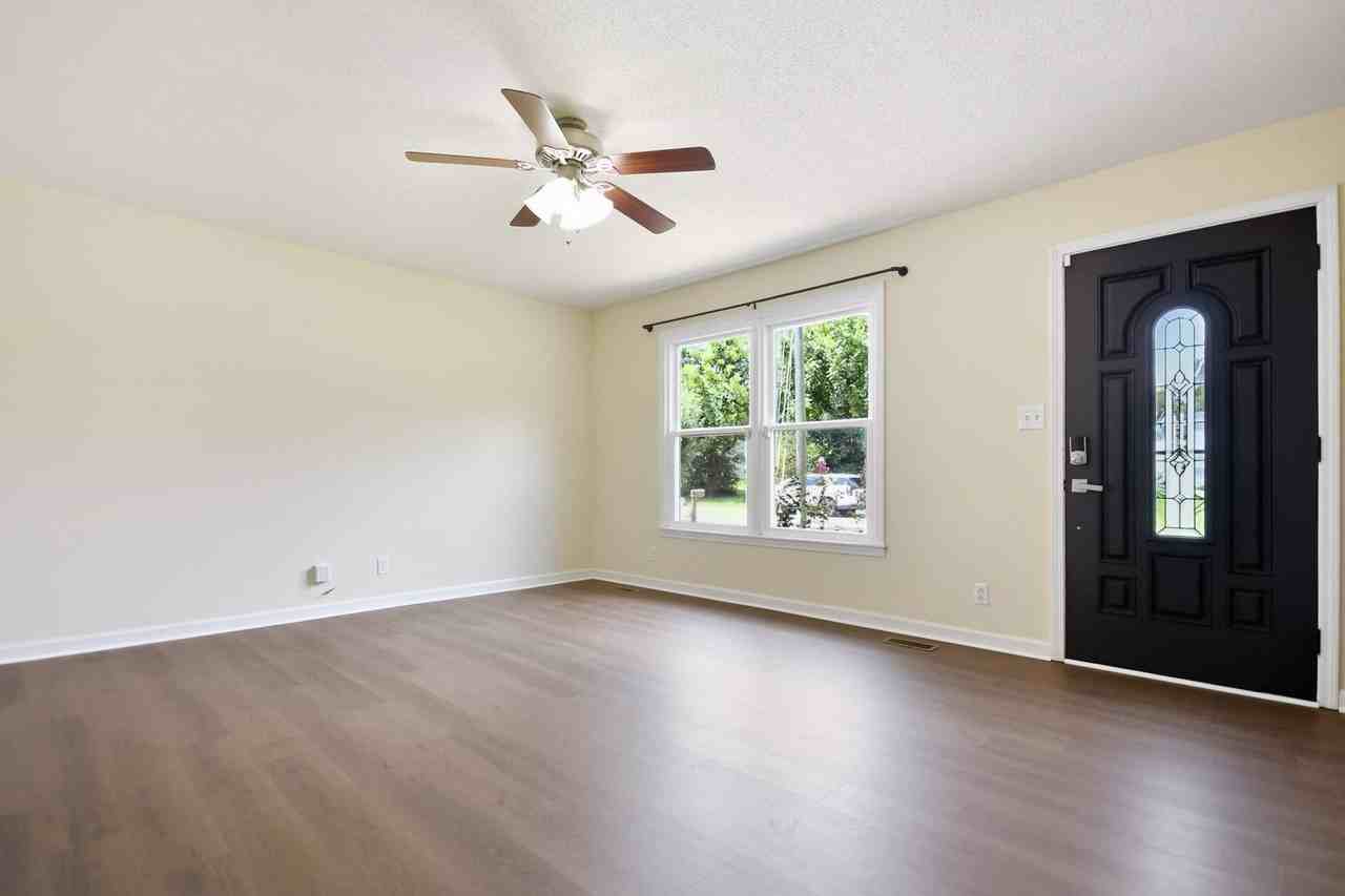 1500 Sunshine Dr - Photo 3 of 14