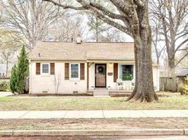 featured image of 3878 Lytle Cir