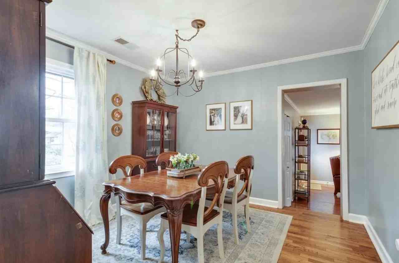 3878 Lytle Cir - Photo 6 of 19