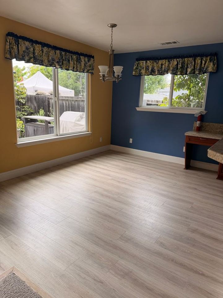 941 Faned Way - Photo 3 of 34