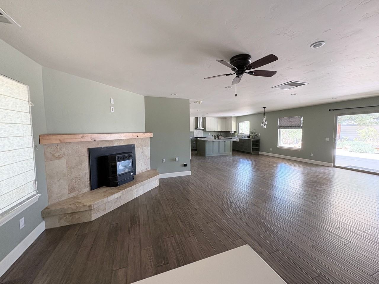 316 Altair Cir - Photo 2 of 34