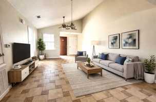 featured image of 308 N Eagle Pass St