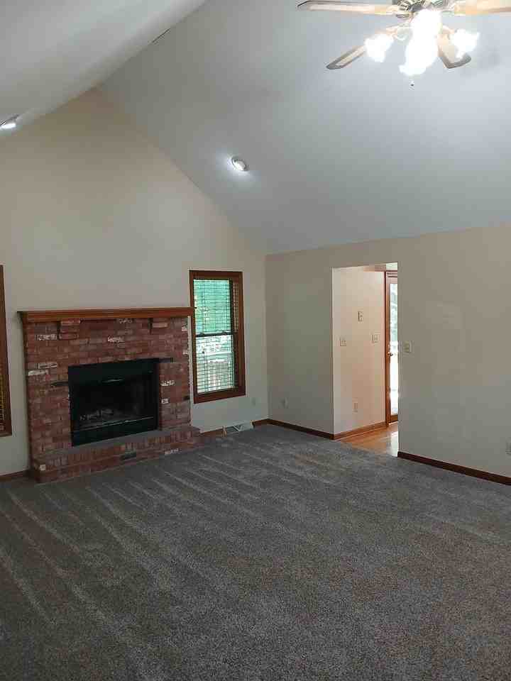 5018 Charm Ridge Dr - Photo 4 of 23